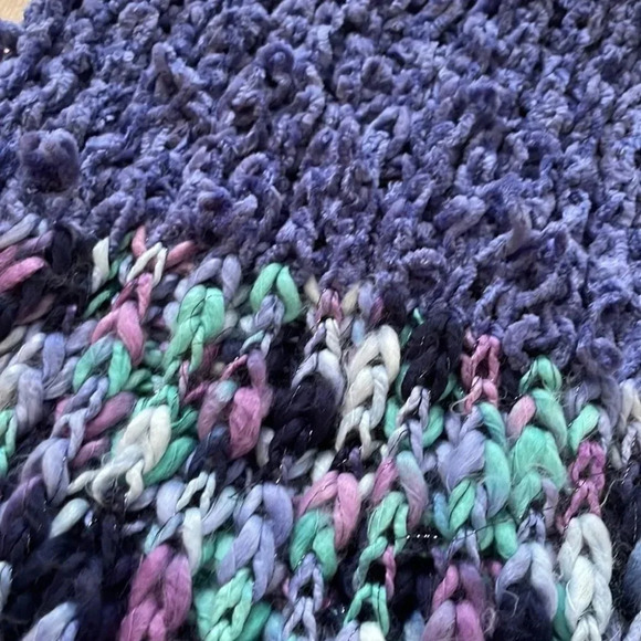 Scarf - Picture 8 of 13